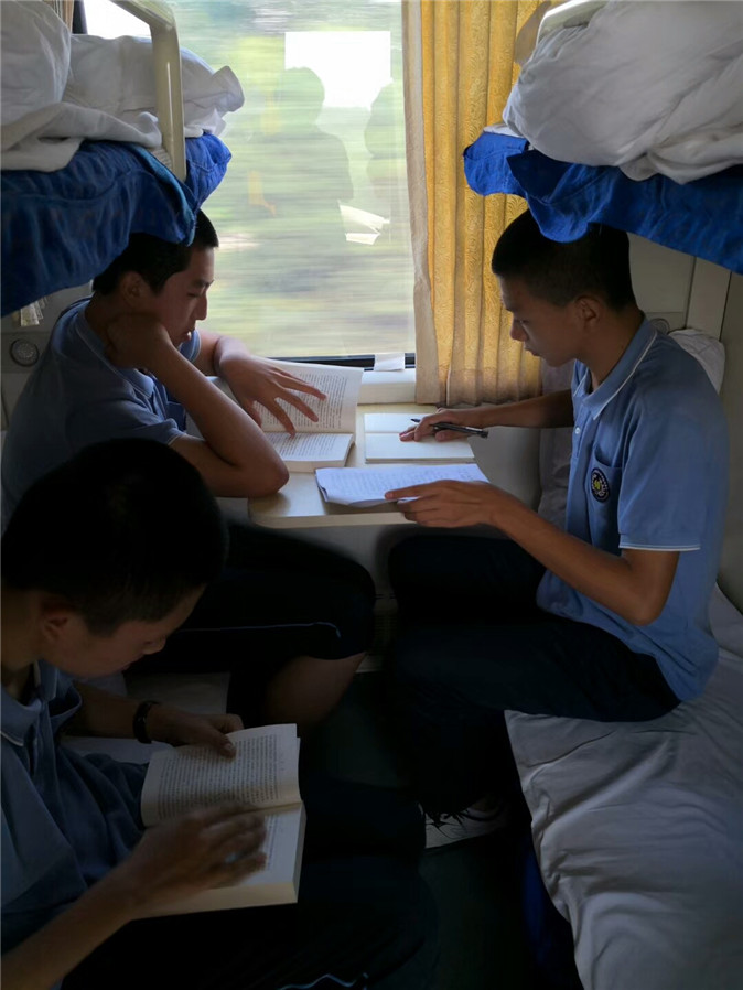 20190714204521_认真的模样.jpg 认真的模样.jpg