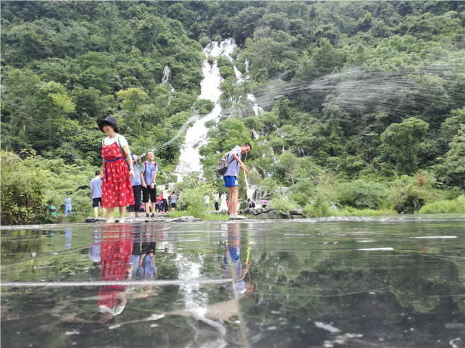 20190714205555_6师生同乐.jpg 6师生同乐.jpg