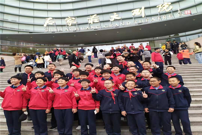 20191015153819_S1908班.jpg S1908班.jpg