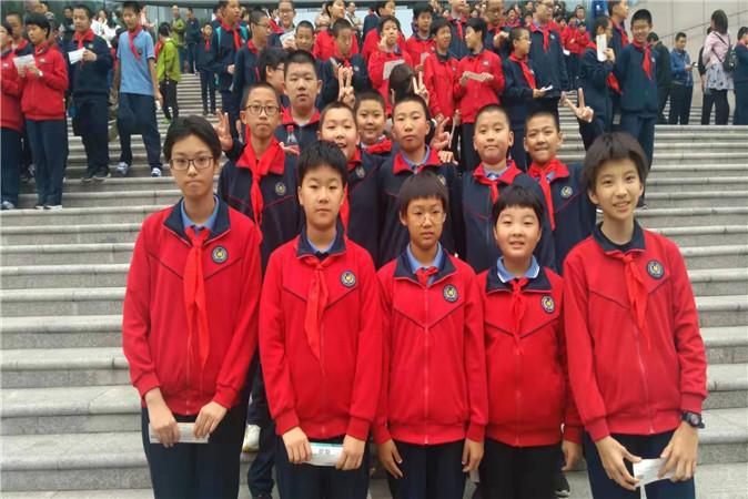 20191015153927_Q1904班.jpg Q1904班.jpg