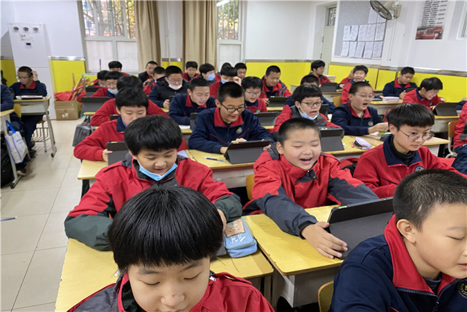 20201212182202_2009班全班朗读.jpg 2009班全班朗读.jpg