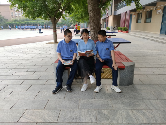 王彩霞.jpg