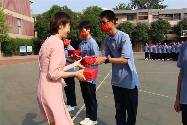 20220621120818_颁奖.JPG